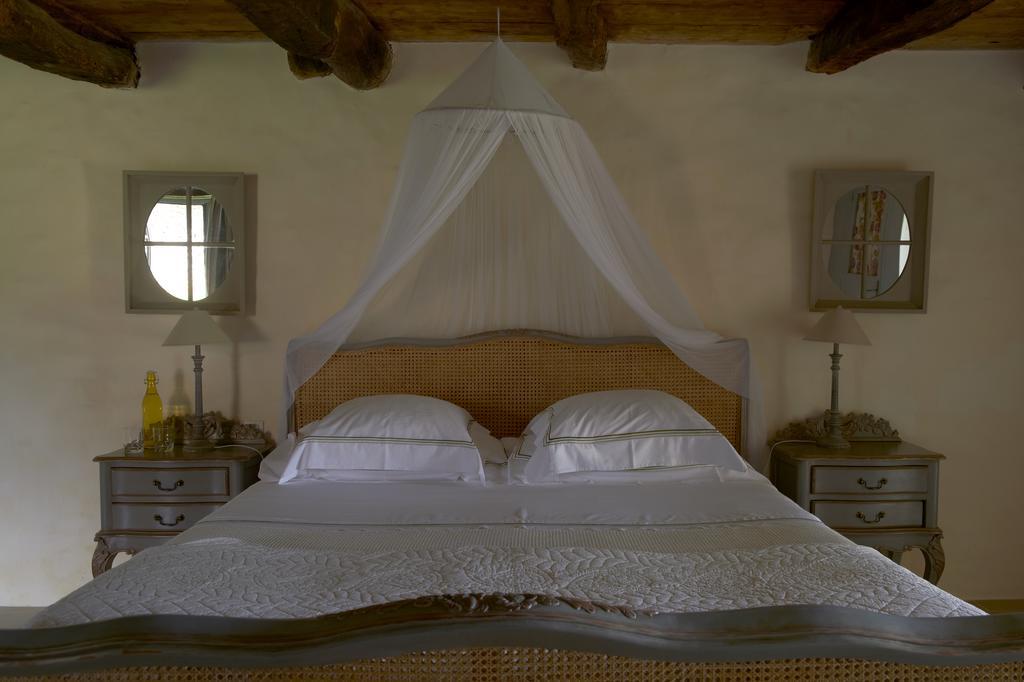 Mas De Garrigue Bed and Breakfast Calvignac Værelse billede
