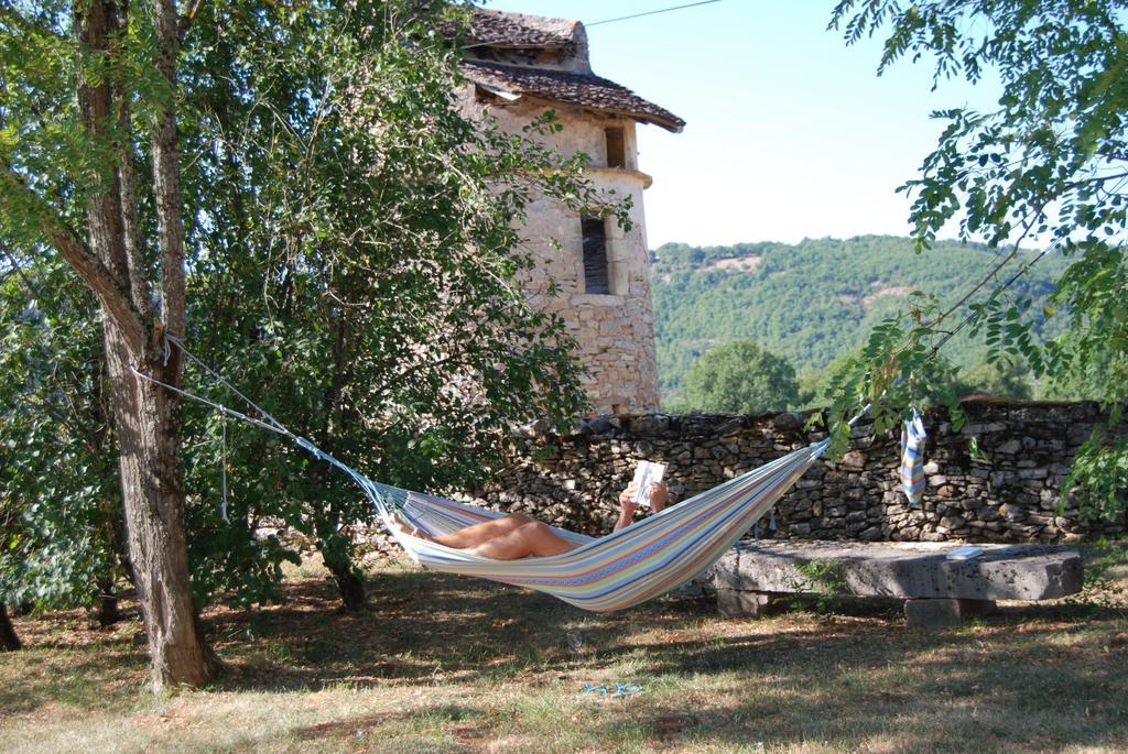 Mas De Garrigue Bed and Breakfast Calvignac Eksteriør billede
