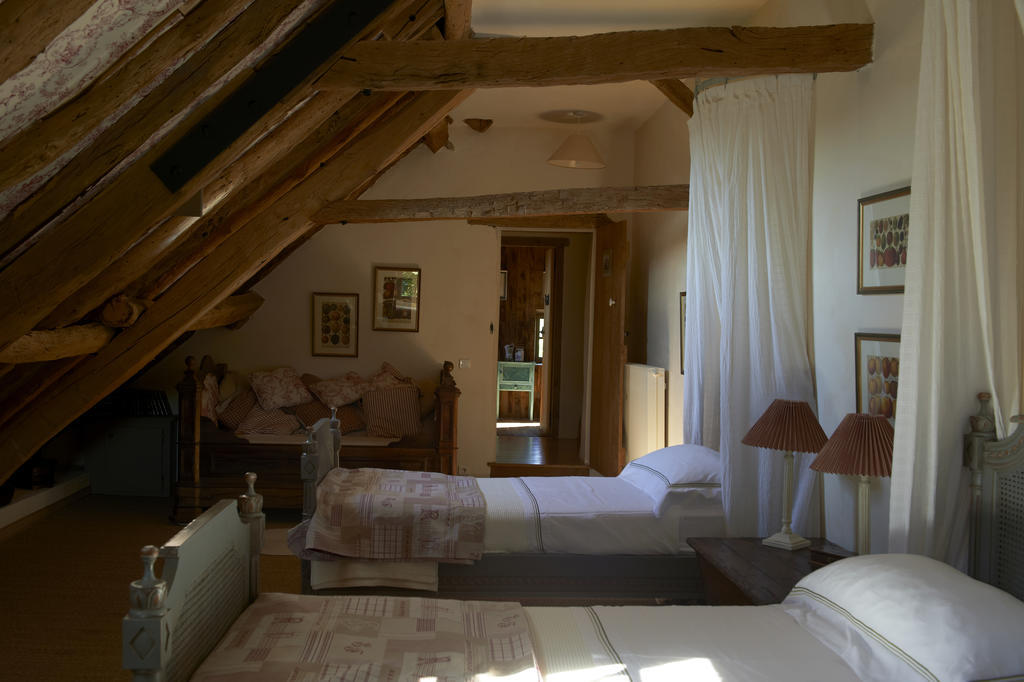 Mas De Garrigue Bed and Breakfast Calvignac Værelse billede